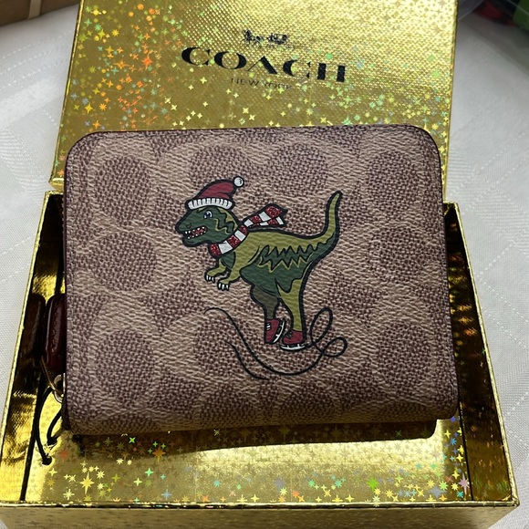 Coach Signature Canvas Rexy Zip Around Wallet - Picture 4 of 8